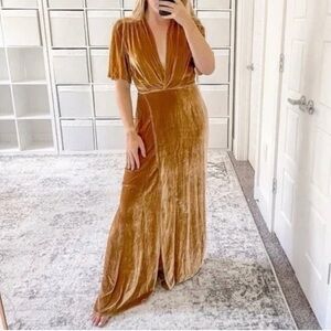 Reformation Miller Dress Gold Velvet Short Sleeve Wrap Maxi Dress Size Small